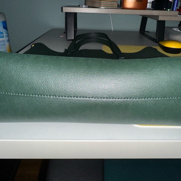 Saint Laurent Small Tote Bag - Picture 4 of 6